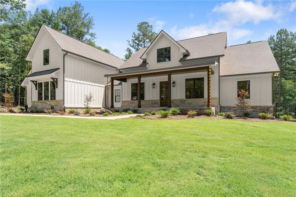 5 bedroom, 5 bathroom, 6,286 sq ft single family residence under contract at 305 Harmony Gates Drive, Commerce, GA 30530