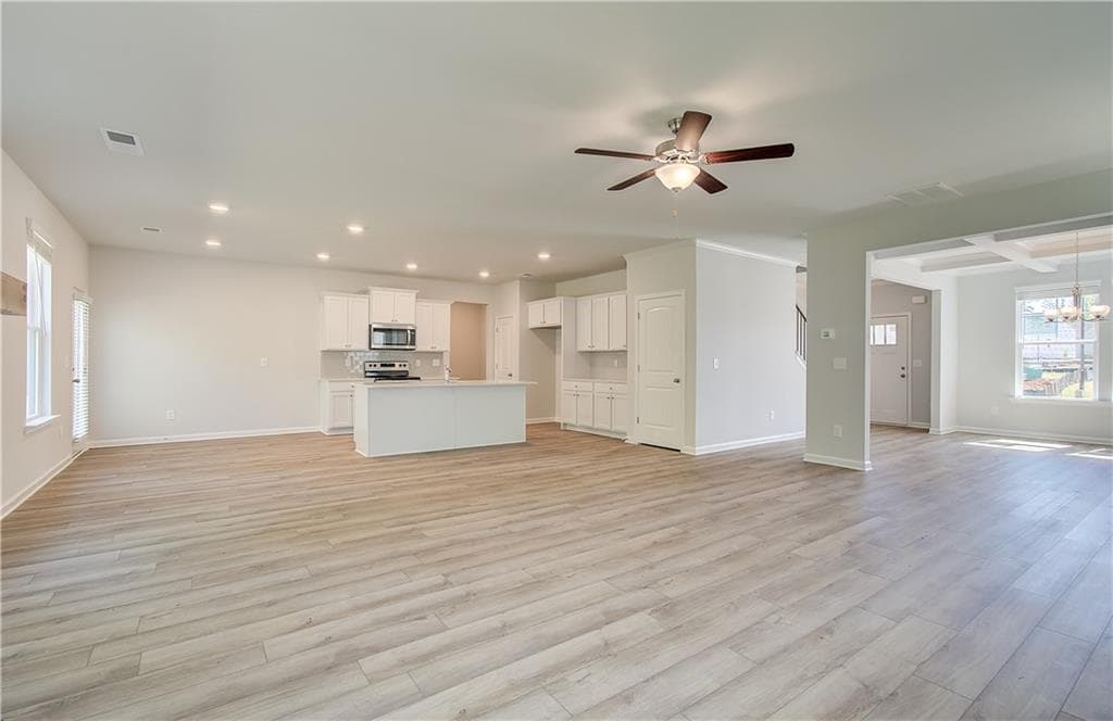 4 bedroom, 4 bathroom, 2,736 sq ft single family residence for sale at 338 Tulip Drive, Covington, GA 30016 — photo 9