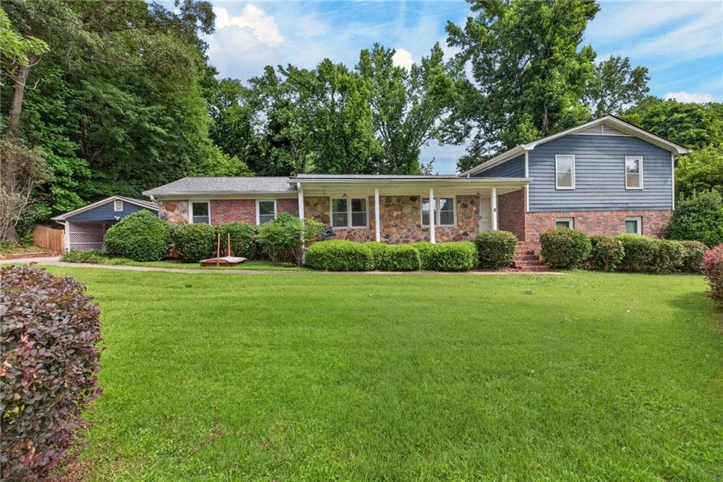 4 bedroom, 4 bathroom, 3,226 sq ft single family residence for sale at 213 Ponderosa Drive, Dallas, GA 30157 — photo 2