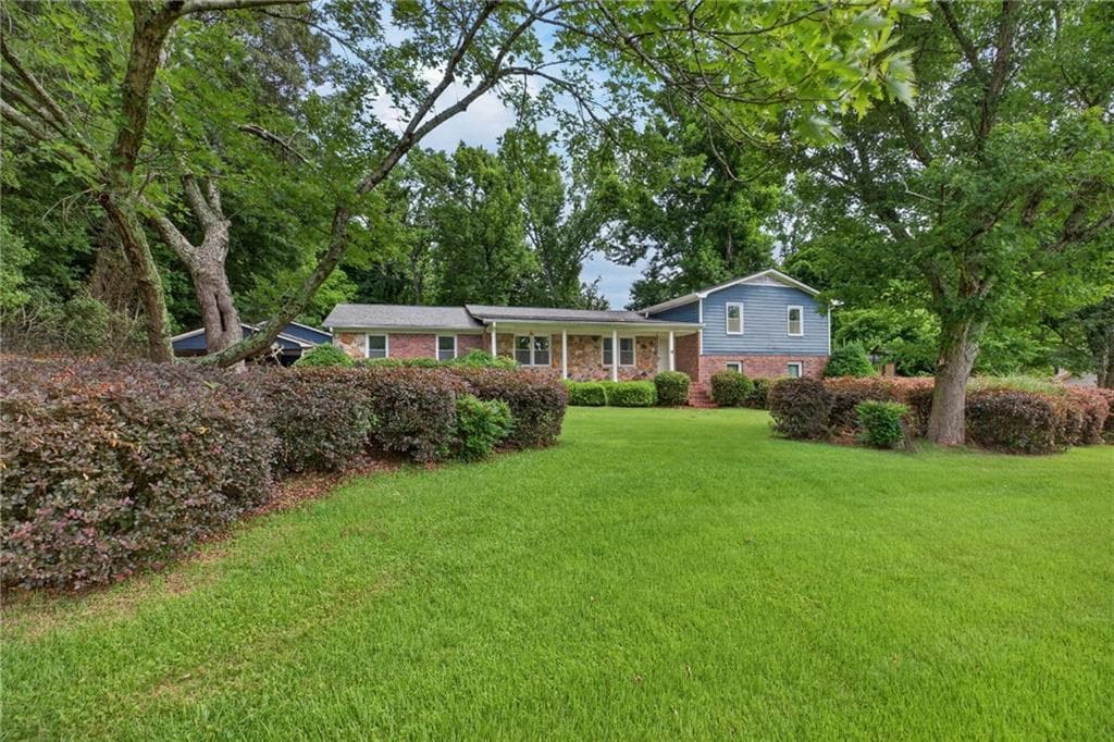 4 bedroom, 4 bathroom, 3,226 sq ft single family residence for sale at 213 Ponderosa Drive, Dallas, GA 30157 — photo 3