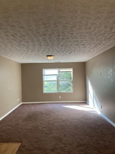 3 bedroom, 2 bathroom, 1,292 sq ft condominium for rent at 7201 Fairington Ridge Circle, Lithonia, GA 30038 for $1,299 a month — photo 3