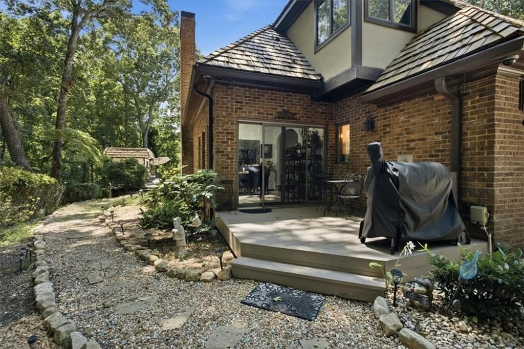 5 bedroom, 4 bathroom, 2,941 sq ft single family residence for sale at 4525 Mountain View Road, Oakwood, GA 30566 — photo 5