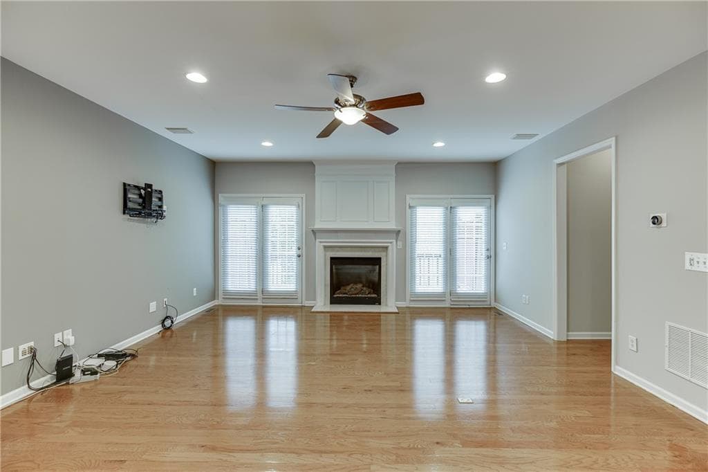 3 bedroom, 4 bathroom, 2,184 sq ft townhouse for rent at 2801 Loftview Square, Atlanta, GA 30339 for $3,300 a month — photo 10