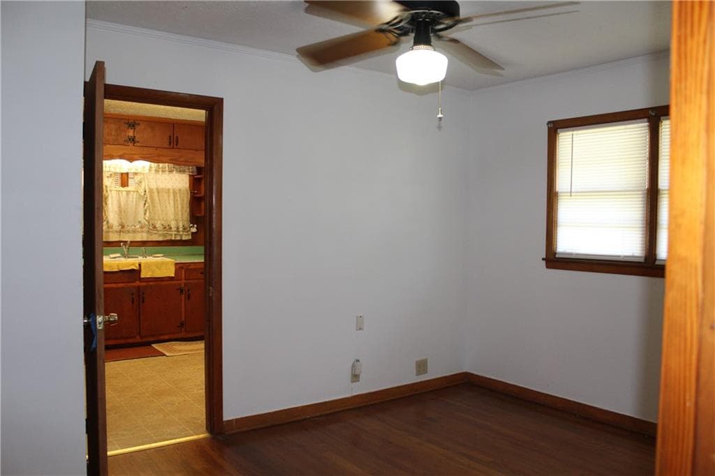 3 bedroom, 1 bathroom, 1,148 sq ft single family residence for rent at 1115 W Spring Street, Monroe, GA 30655 for $1,400 a month — photo 4