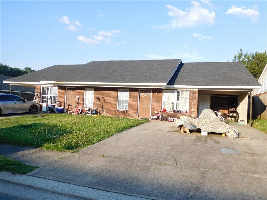 duplex under contract at 5 - 7 Tiger Lane, Rome, GA 30165