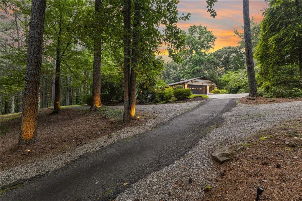 4 bedroom, 3 bathroom, 3,162 sq ft single family residence for sale at 7350 Ono Road, Palmetto, GA 30268 — photo 3