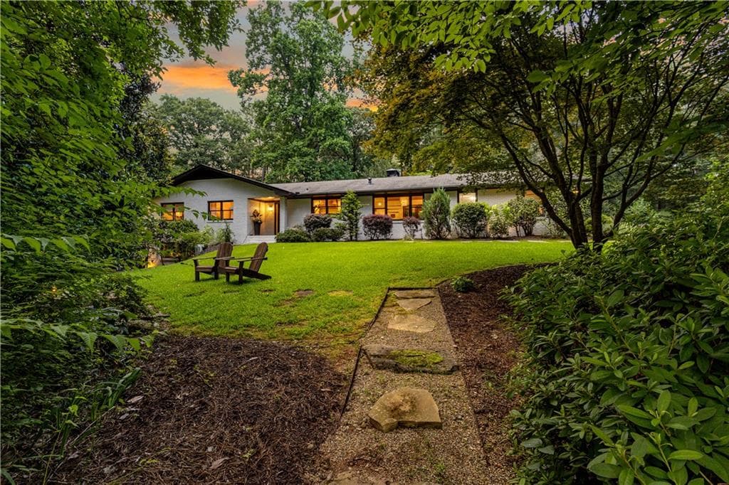 4 bedroom, 3 bathroom, 3,162 sq ft single family residence for sale at 7350 Ono Road, Palmetto, GA 30268 — photo 5