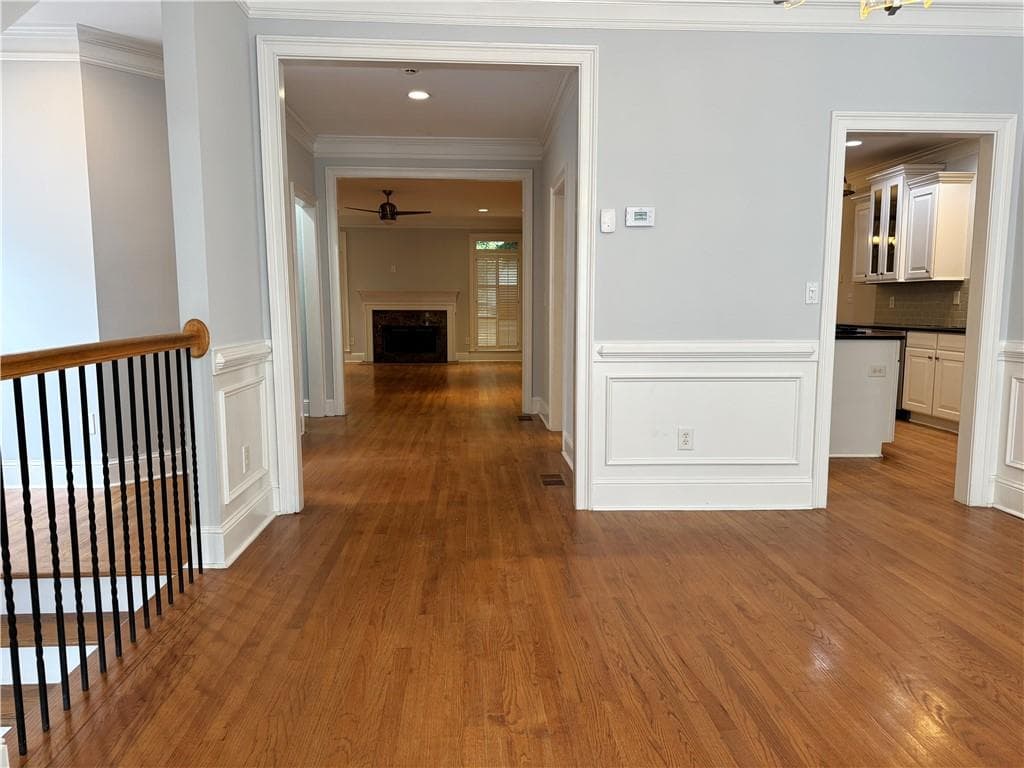 4 bedroom, 5 bathroom, 3,200 sq ft single family residence for rent at 871 Lenox Ct, Atlanta, GA 30324 for $4,300 a month — photo 6
