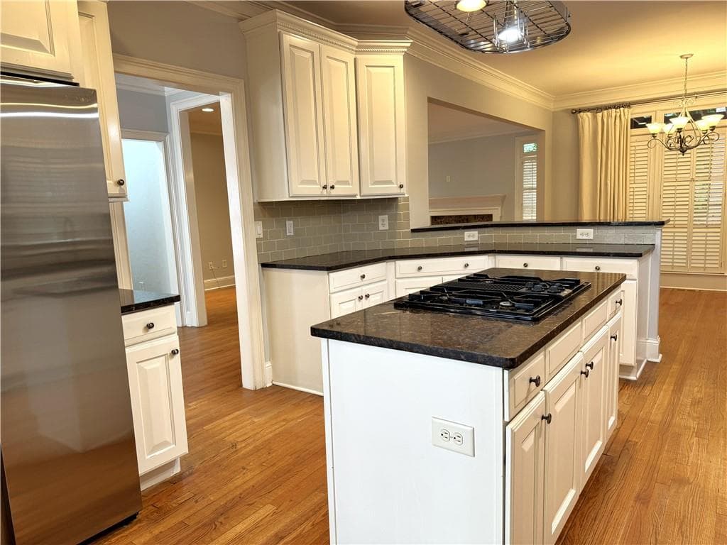 4 bedroom, 5 bathroom, 3,200 sq ft single family residence for rent at 871 Lenox Ct, Atlanta, GA 30324 for $4,300 a month — photo 10