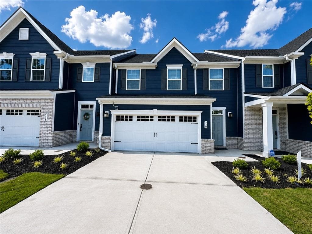 3 bedroom, 3 bathroom, 2,198 sq ft townhouse for sale at 320 Mayflower Drive, Mcdonough, GA 30253
