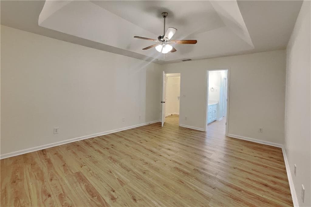 5 bedroom, 3 bathroom, 2,356 sq ft single family residence for rent at 530 Alcovy Springs Drive, Lawrenceville, GA 30045 for $2,500 a month — photo 8