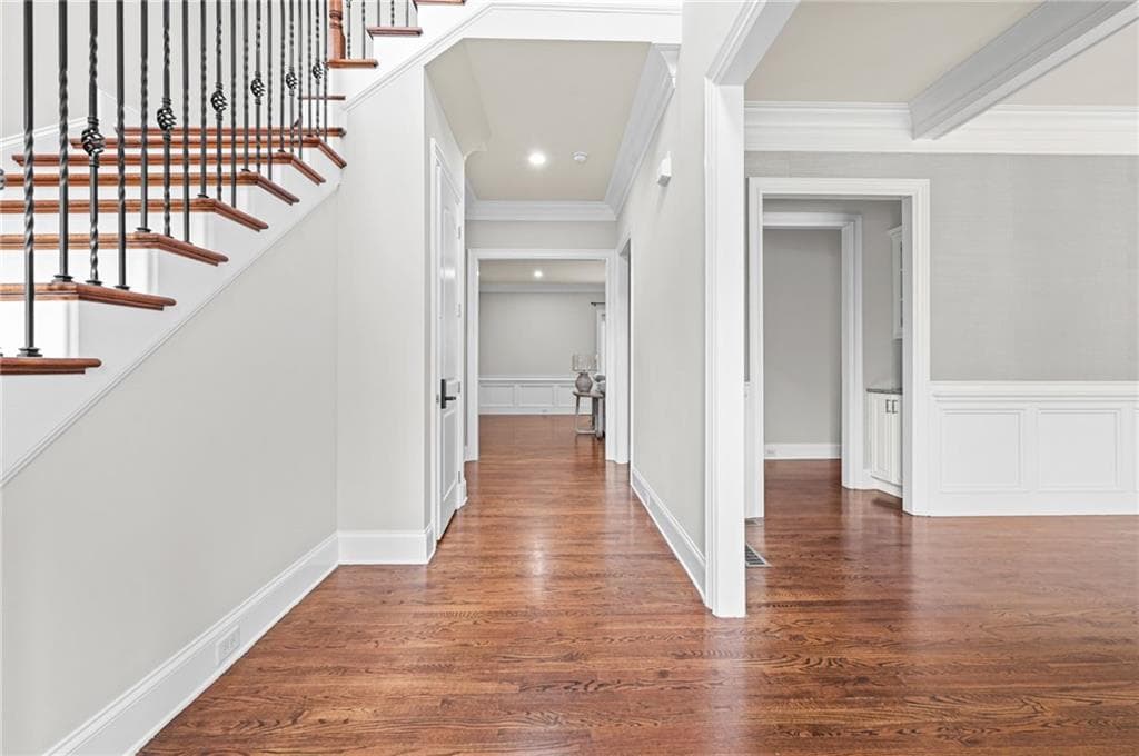 5 bedroom, 5 bathroom, 6,323 sq ft single family residence for sale at 1774 Buckhead Lane, Atlanta, GA 30324 — photo 5