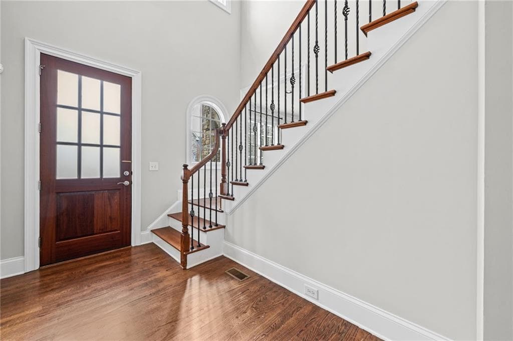 5 bedroom, 5 bathroom, 6,323 sq ft single family residence for sale at 1774 Buckhead Lane, Atlanta, GA 30324 — photo 6