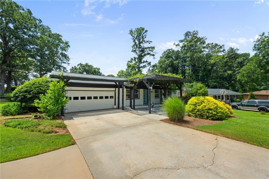 4231 Theresa Court, Tucker, GA 30084 — most recent listing photo