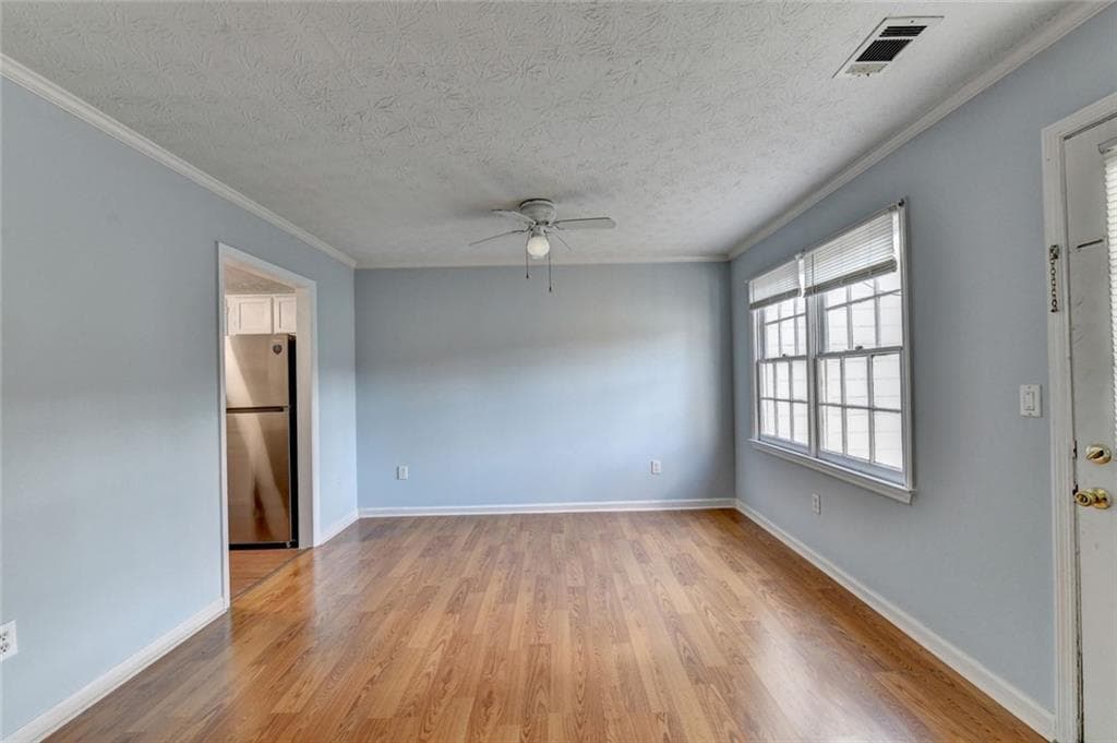 2 bedroom, 3 bathroom, 1,280 sq ft townhouse for sale at 5607 Executive Way way, Norcross, GA 30071 — photo 8