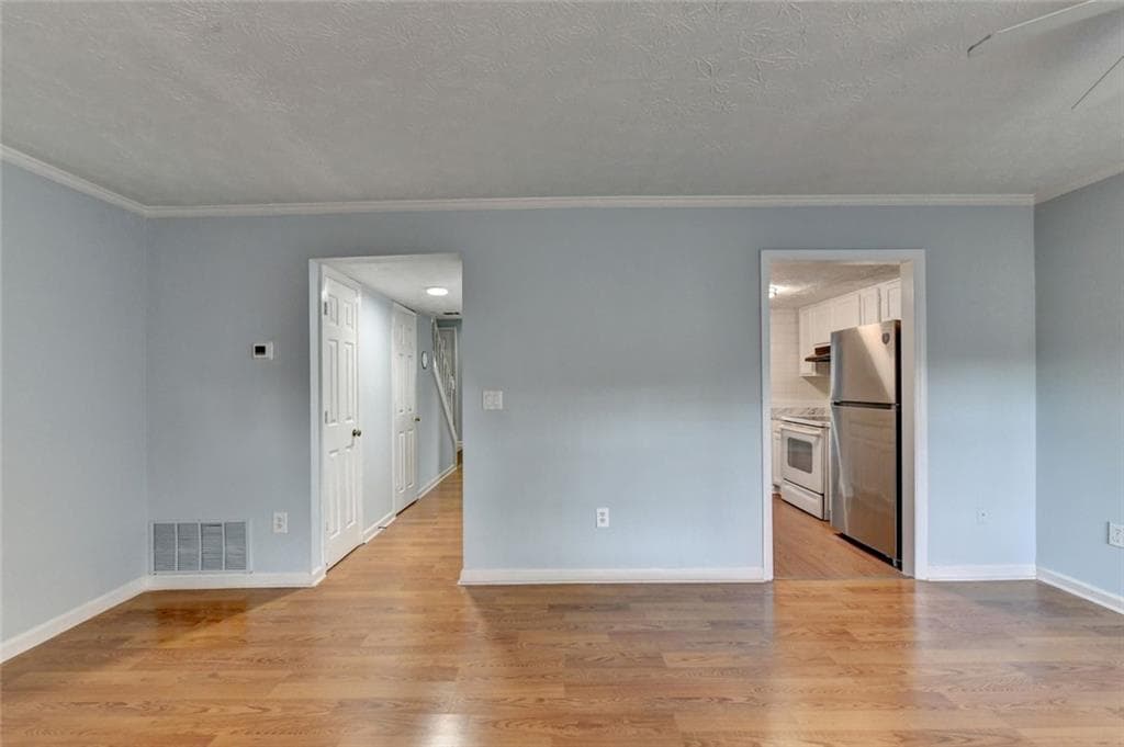 2 bedroom, 3 bathroom, 1,280 sq ft townhouse for sale at 5607 Executive Way way, Norcross, GA 30071 — photo 9
