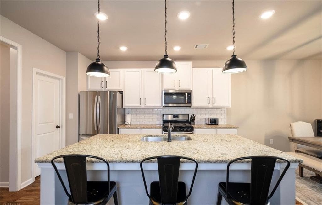4 bedroom, 3 bathroom, 2,553 sq ft single family residence for sale at 225 Evergreen Way, Loganville, GA 30052 — photo 8