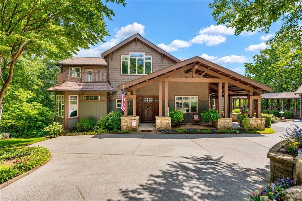 5 bedroom, 5 bathroom, 6,341 sq ft single family residence for sale at 52 Waterside Drive, Cartersville, GA 30121