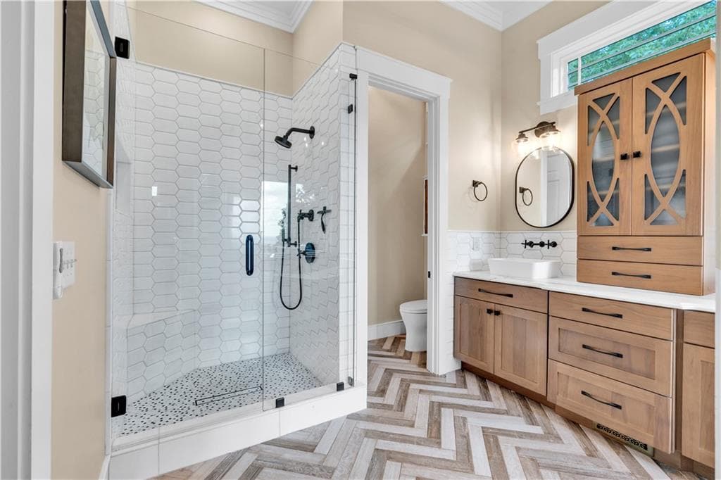 5 bedroom, 5 bathroom, 6,341 sq ft single family residence for sale at 52 Waterside Drive, Cartersville, GA 30121 — photo 10