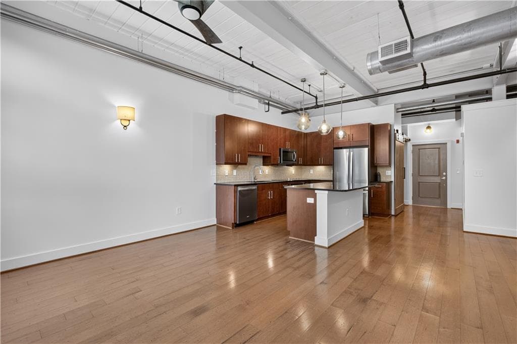 2 bedroom, 2 bathroom, 1,120 sq ft condominium for sale at 1261 Caroline Street 110, Atlanta, GA 30307 — photo 5