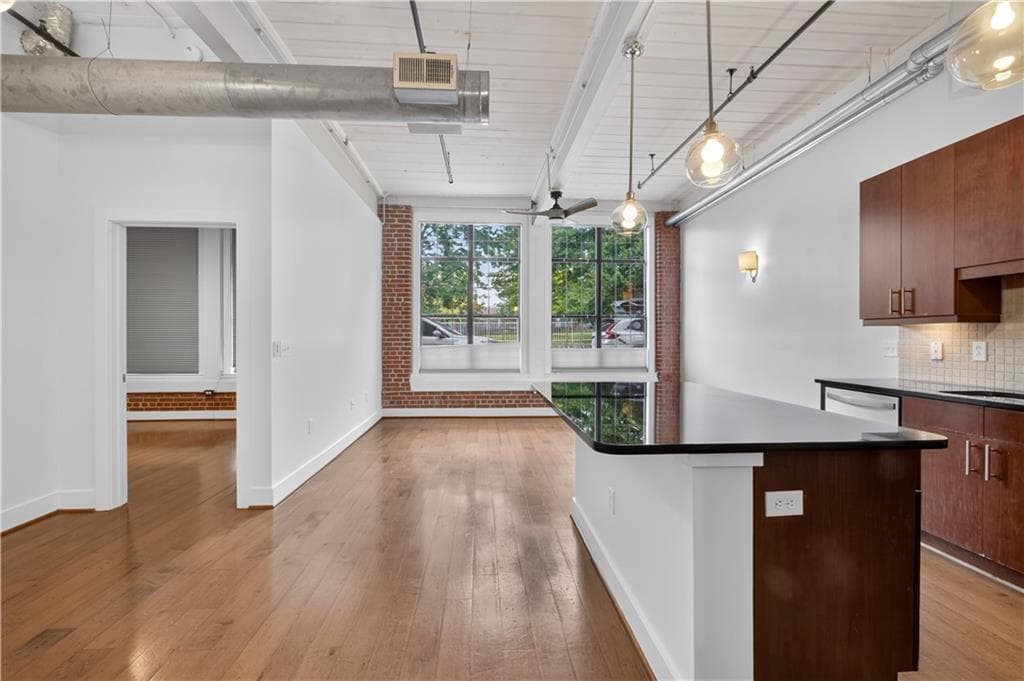 2 bedroom, 2 bathroom, 1,120 sq ft condominium for sale at 1261 Caroline Street 110, Atlanta, GA 30307 — photo 7