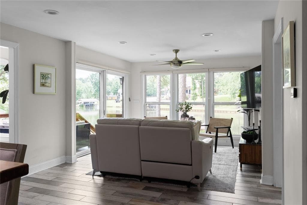 3 bedroom, 2 bathroom, 1,700 sq ft single family residence for sale at 112 Sinclair Circle, Eatonton, GA 31024 — photo 4
