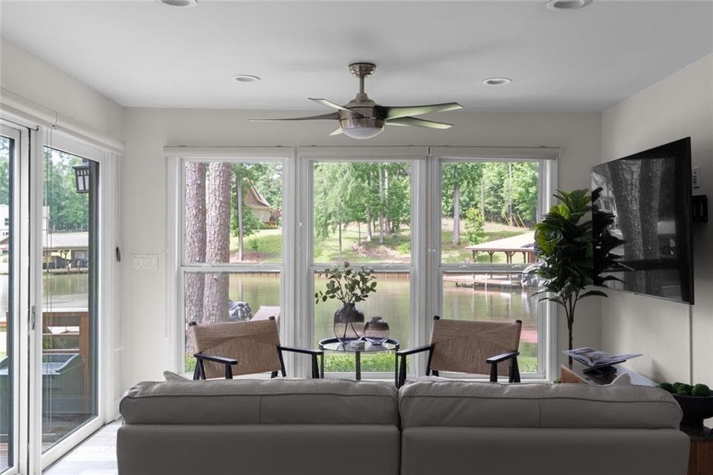 3 bedroom, 2 bathroom, 1,700 sq ft single family residence for sale at 112 Sinclair Circle, Eatonton, GA 31024 — photo 6