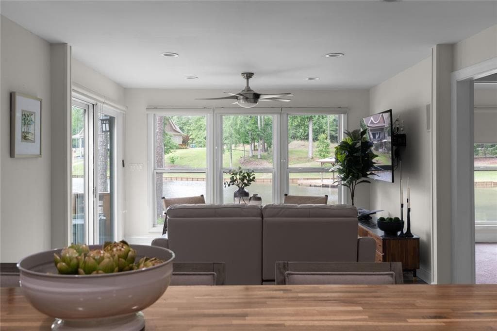 3 bedroom, 2 bathroom, 1,700 sq ft single family residence for sale at 112 Sinclair Circle, Eatonton, GA 31024 — photo 7