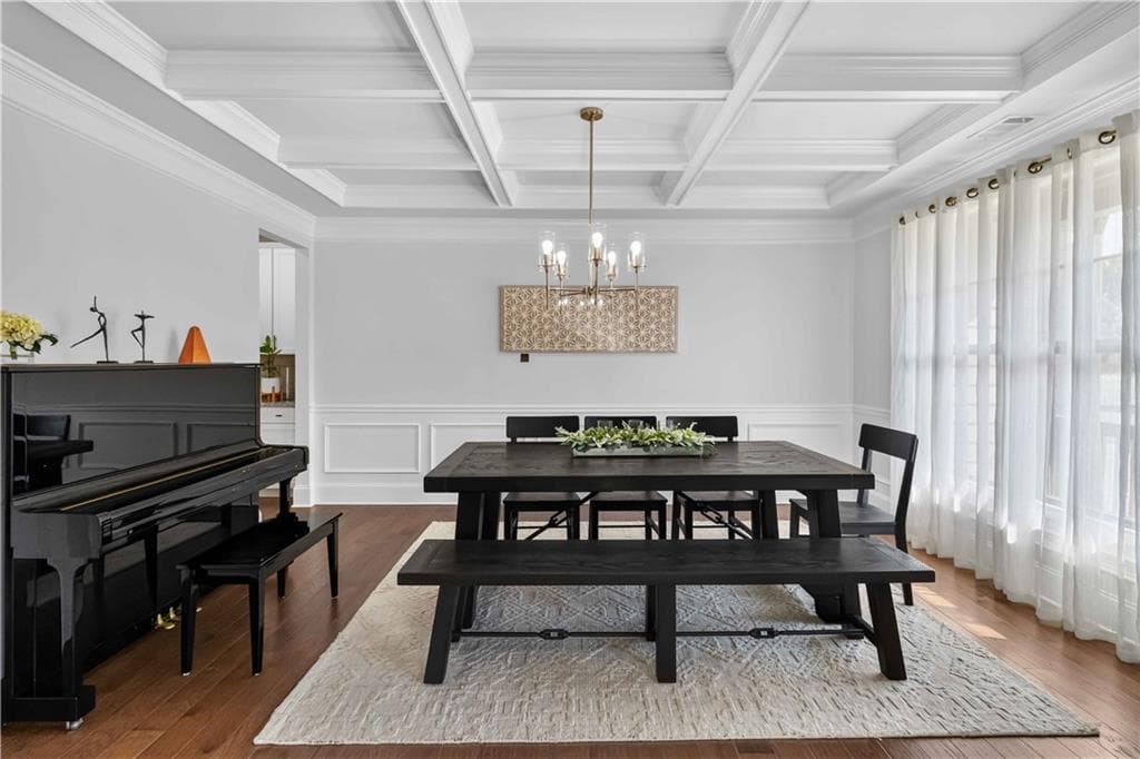 5 bedroom, 4 bathroom, 4,198 sq ft single family residence under contract at 4300 Secret Shoals Way, Buford, GA 30518 — photo 7