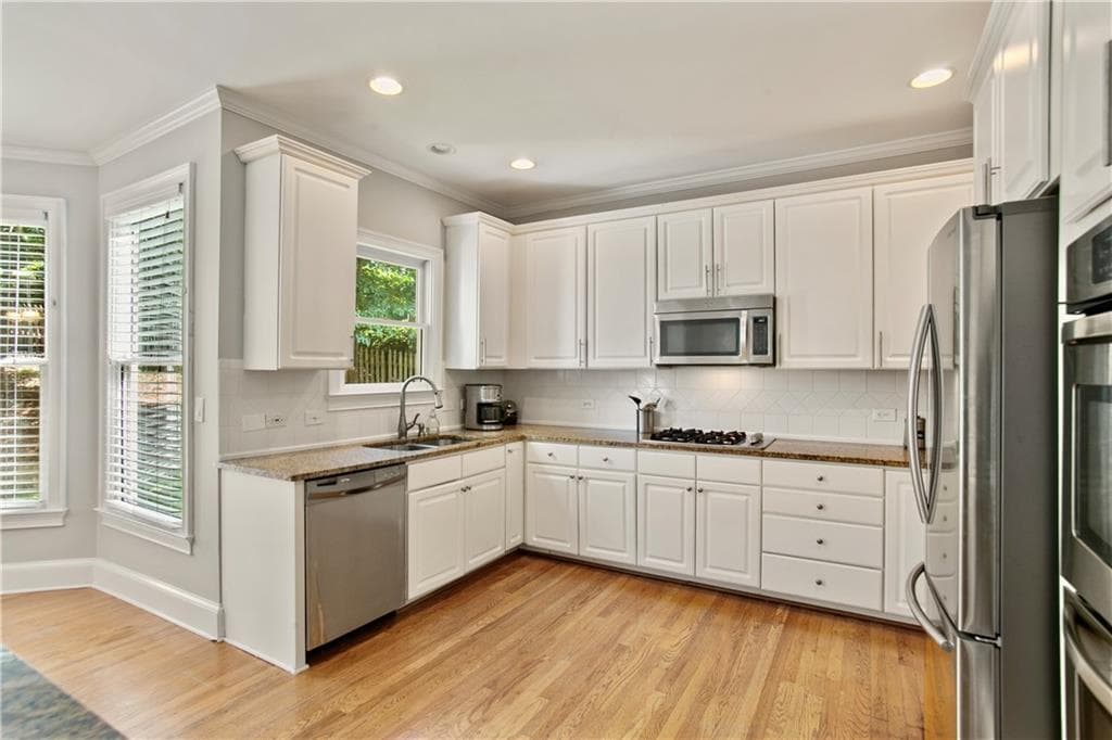 6 bedroom, 5 bathroom, 5,264 sq ft single family residence for sale at 3973 Palisades Main, Kennesaw, GA 30144 — photo 9