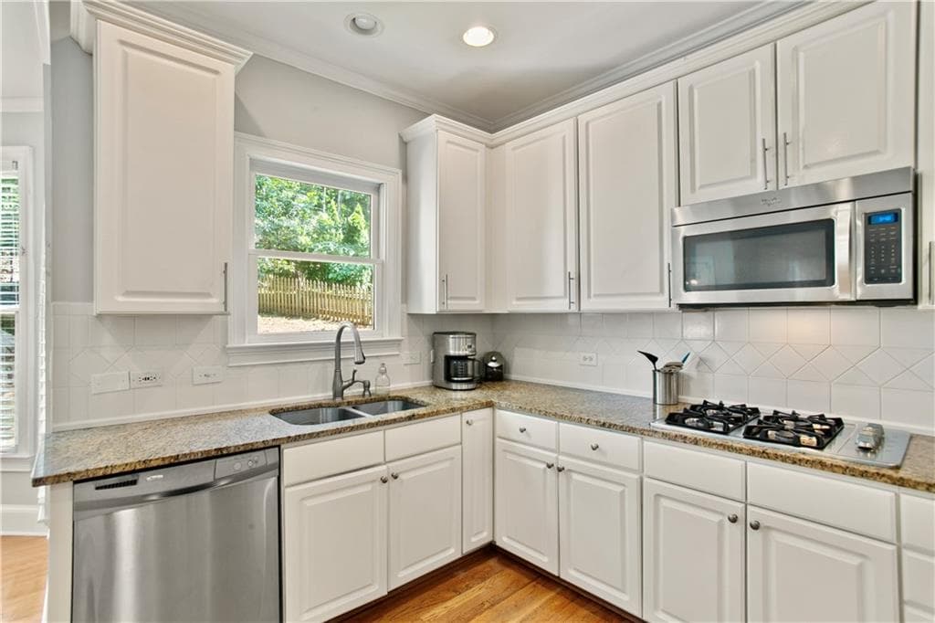 6 bedroom, 5 bathroom, 5,264 sq ft single family residence for sale at 3973 Palisades Main, Kennesaw, GA 30144 — photo 10