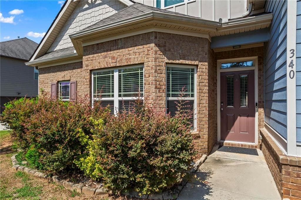 4 bedroom, 4 bathroom, 2,917 sq ft single family residence for sale at 340 Silver Ridge Road, Covington, GA 30016 — photo 3