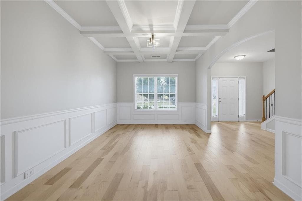 4 bedroom, 3 bathroom, 3,426 sq ft single family residence under contract at 15 Hughston Walk, Newnan, GA 30263 — photo 8