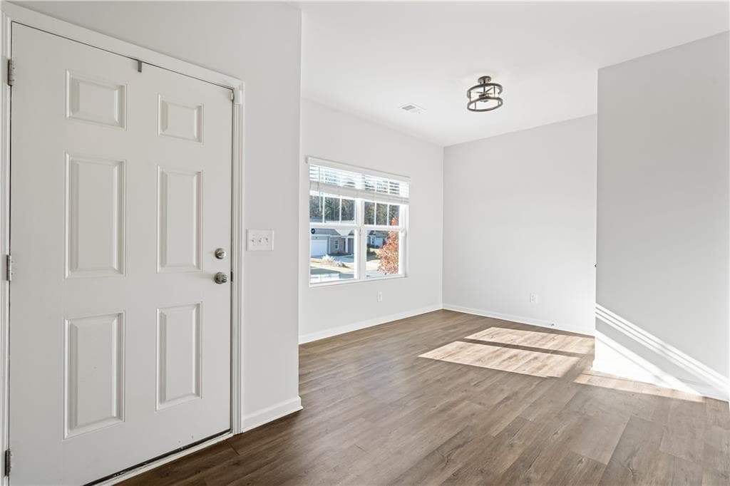 4 bedroom, 3 bathroom, 2,684 sq ft single family residence for rent at 5120 Minnow Lane 1, Cumming, GA 30028 for $2,400 a month — photo 3