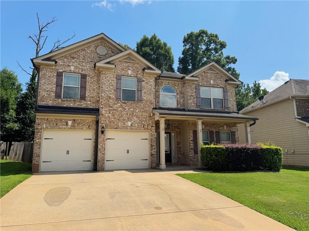 4 bedroom, 3 bathroom, 3,027 sq ft single family residence under contract at 2337 Braelin Loop, Mcdonough, GA 30253 — photo 2