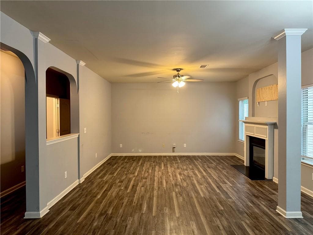 4 bedroom, 3 bathroom, 3,027 sq ft single family residence under contract at 2337 Braelin Loop, Mcdonough, GA 30253 — photo 6