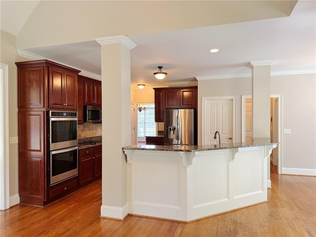 5 bedroom, 4 bathroom, 3,119 sq ft single family residence for sale at 130 Wickham Drive, Tyrone, GA 30290 — photo 8