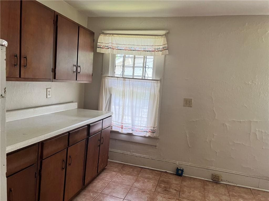 2 bedroom, 1 bathroom, 1,116 sq ft single family residence under contract at 342 Trilby Place, Atlanta, GA 30316 — photo 9