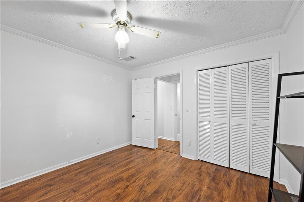 3 bedroom, 2 bathroom, 1,730 sq ft townhouse for sale at 4101 N Gloucester Place, Atlanta, GA 30341 — photo 8