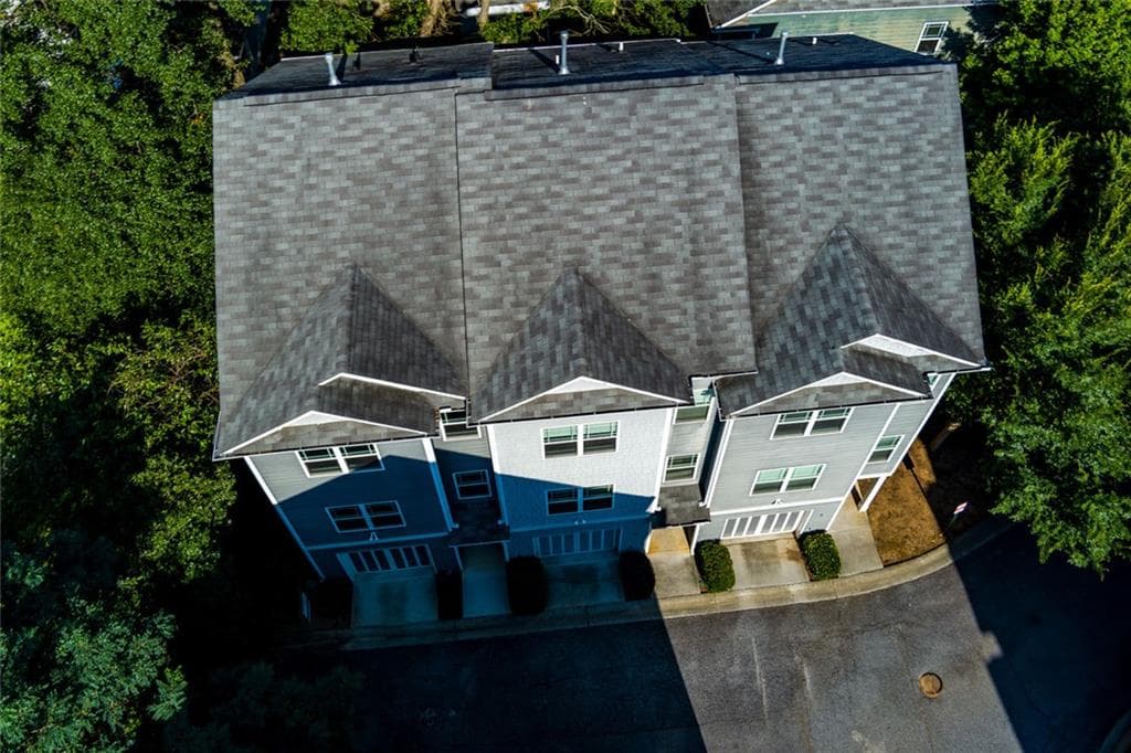 2 bedroom, 3 bathroom, 1,306 sq ft townhouse for sale at 1365 Memorial Drive 5, Atlanta, GA 30317 — photo 7