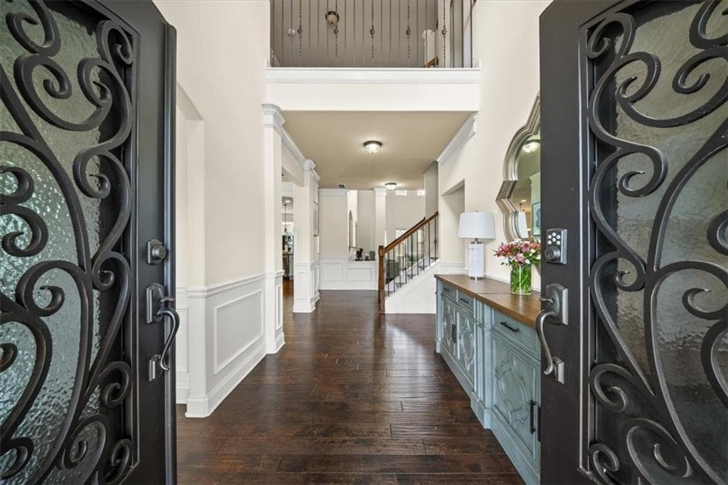 6 bedroom, 5 bathroom, 6,134 sq ft single family residence for sale at 2638 Cashel Lane, Powder Springs, GA 30127 — photo 4