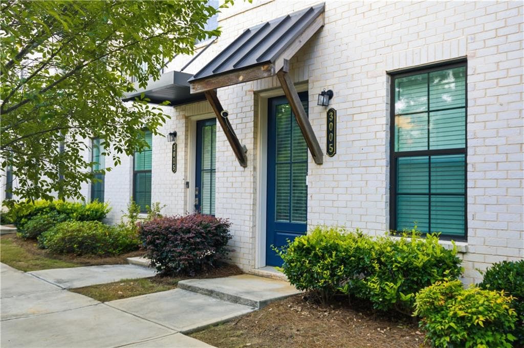 4 bedroom, 4 bathroom, 2,295 sq ft townhouse for sale at 3005 Poppy Lane, Roswell, GA 30076 — photo 3