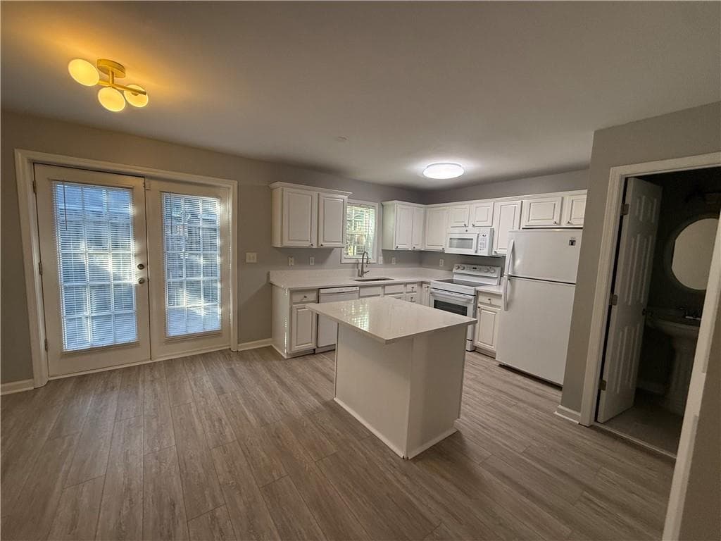 2 bedroom, 3 bathroom, 1,214 sq ft townhouse for sale at 910 Summer Place, Norcross, GA 30071 — photo 5