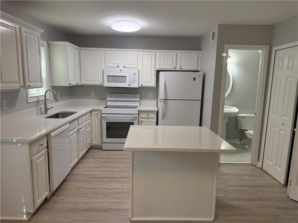 2 bedroom, 3 bathroom, 1,214 sq ft townhouse for sale at 910 Summer Place, Norcross, GA 30071 — photo 6