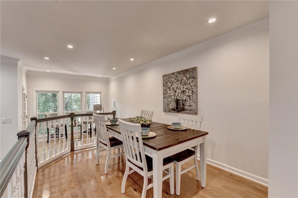 4 bedroom, 4 bathroom, 2,802 sq ft condominium for sale at 1006 Camden Court, Atlanta, GA 30327 — photo 9