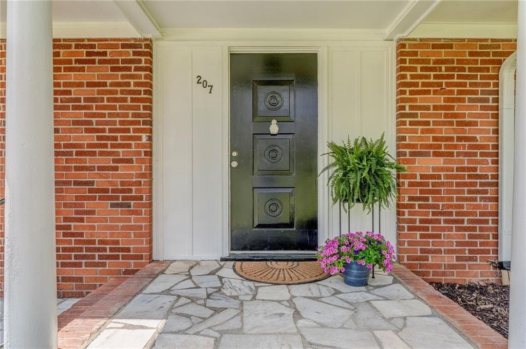 3 bedroom, 2 bathroom, 3,295 sq ft single family residence for sale at 207 John Phillips Road, Cedartown, GA 30125 — photo 4