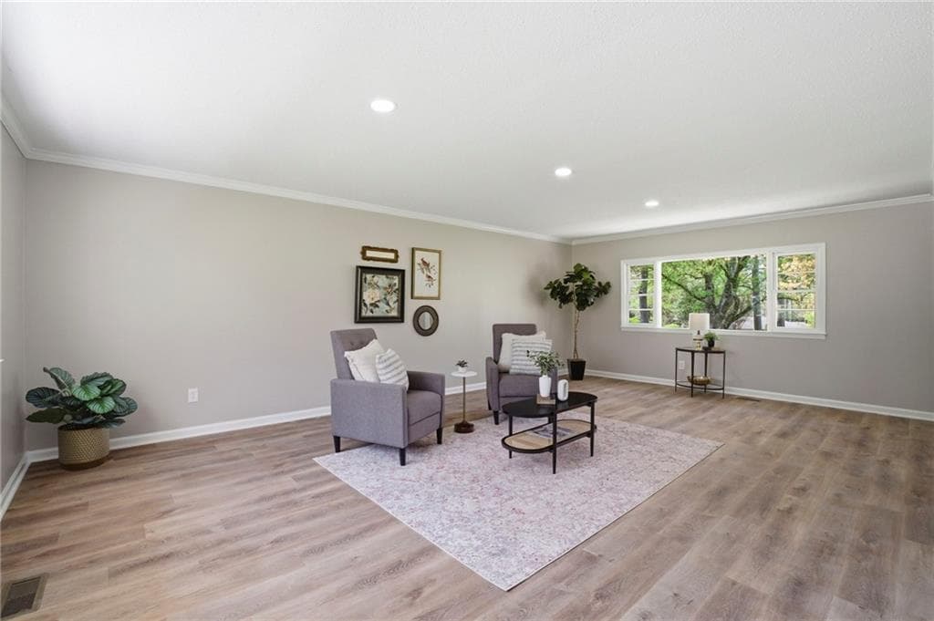 3 bedroom, 2 bathroom, 3,295 sq ft single family residence for sale at 207 John Phillips Road, Cedartown, GA 30125 — photo 6