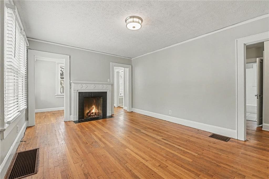 3 bedroom, 2 bathroom, 1,373 sq ft single family residence for sale at 1461 Clermont Avenue, East Point, GA 30344 — photo 5