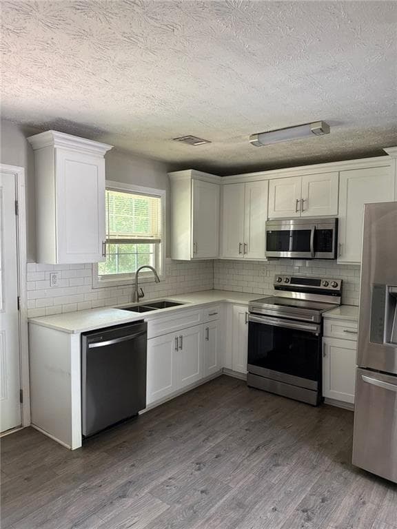 4 bedroom, 2 bathroom, 1,848 sq ft townhouse for sale at 160 Ashmore Drive, Athens, GA 30601 — photo 2