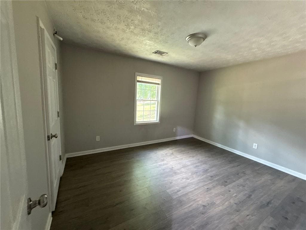 4 bedroom, 2 bathroom, 1,848 sq ft townhouse for sale at 160 Ashmore Drive, Athens, GA 30601 — photo 3